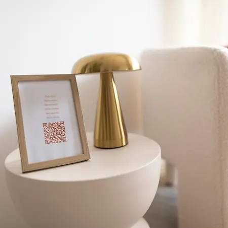 T2 - 1a 4p - Aeroport & Airbus - Parking Prive - Climatisation Apartment *