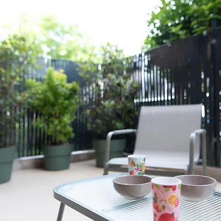 T2 - 1a 4p - Aeroport & Airbus - Parking Prive - Climatisation Apartment *