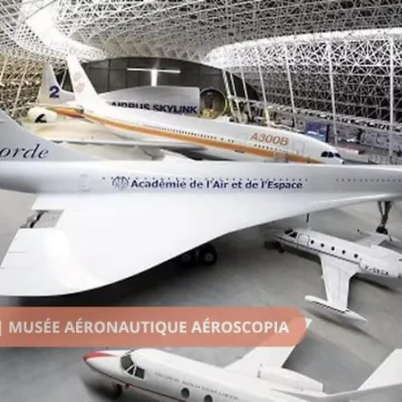 T2 - 1a 4p - Aeroport & Airbus - Parking Prive - Climatisation