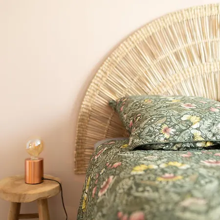 T2 - 1a 4p - Aeroport & Airbus - Parking Prive - Climatisation